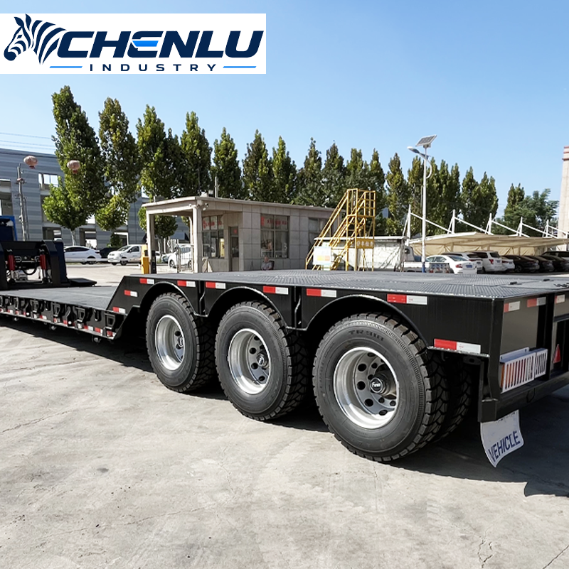 Gooseneck Detachable Lowbed Trailer gallery image